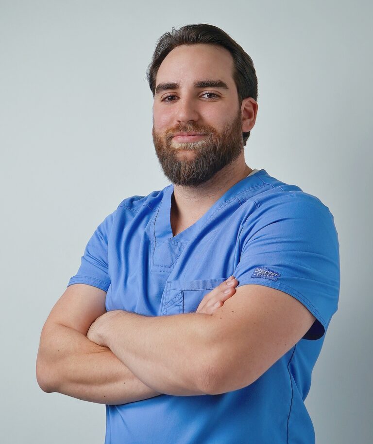 AirBrush 20221119235357 3 E1771284962802 768x913